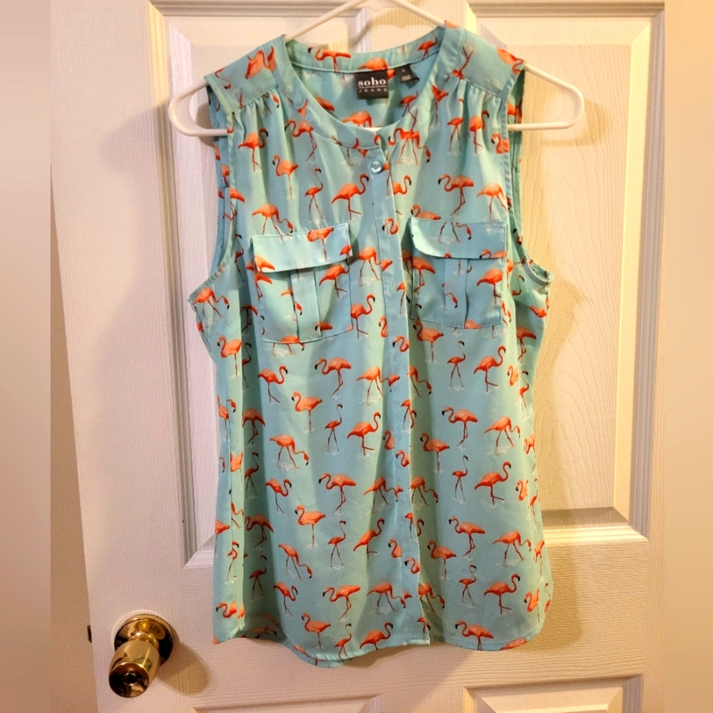 Sleeveless button up blouse